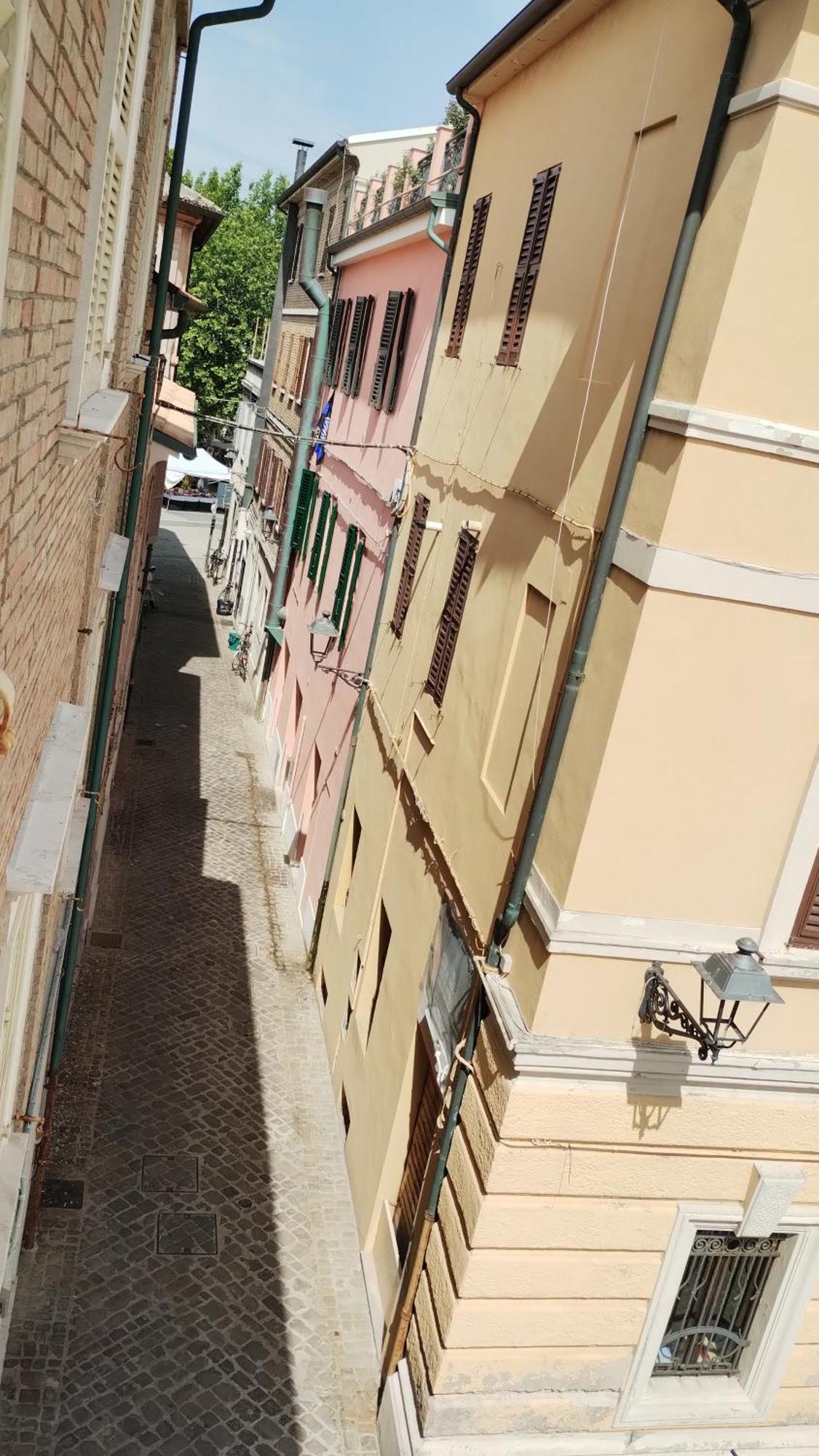 Palazzo Cavalletti - Appartamenti Nel Cuore Di セニガッリア エクステリア 写真