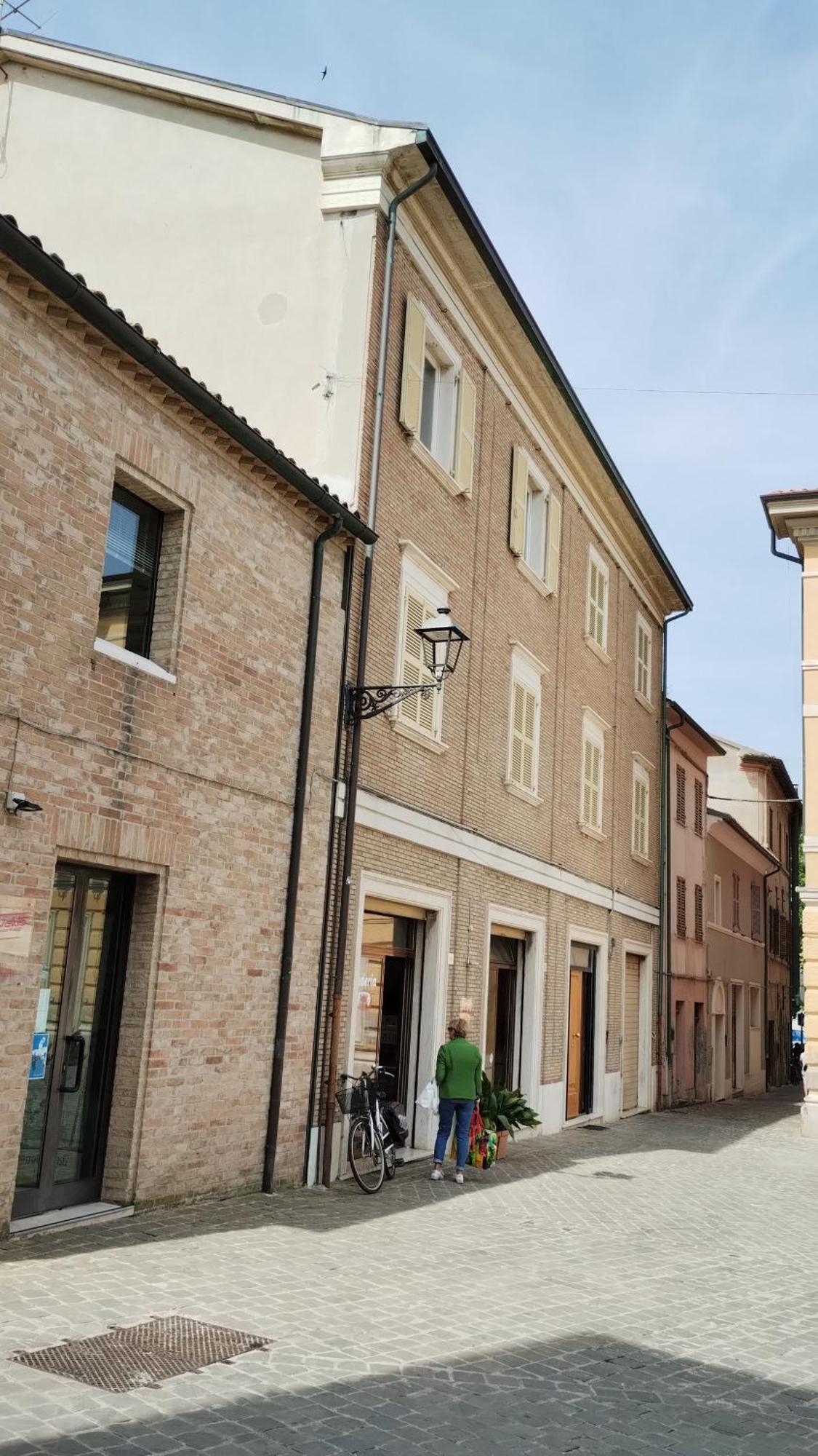 Palazzo Cavalletti - Appartamenti Nel Cuore Di セニガッリア エクステリア 写真